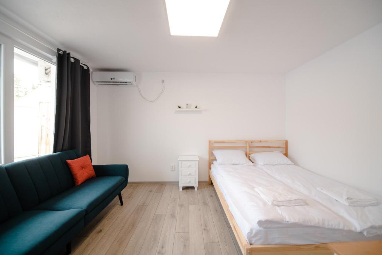 Tîrgu Secuiesc Pixel Guesthouse מראה חיצוני תמונה