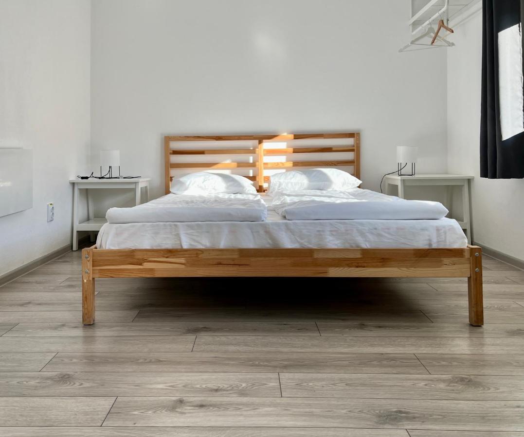 Tîrgu Secuiesc Pixel Guesthouse מראה חיצוני תמונה