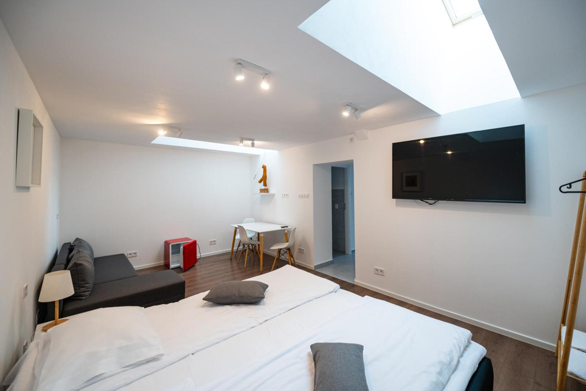 Tîrgu Secuiesc Pixel Guesthouse מראה חיצוני תמונה